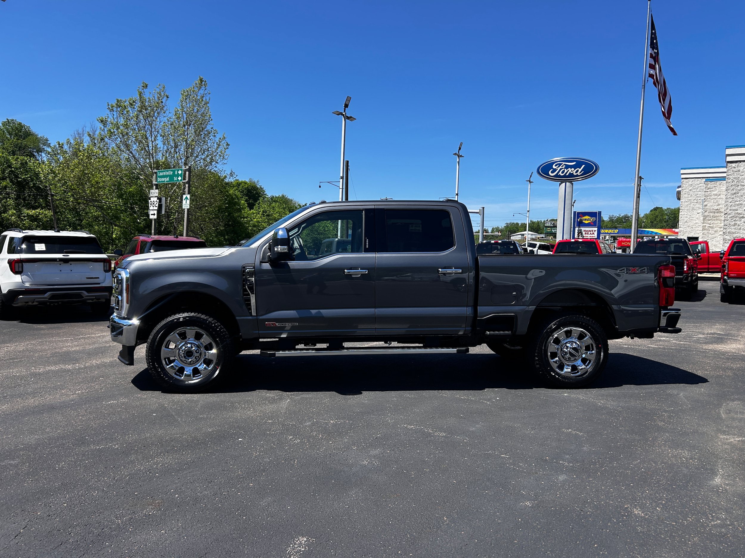New 2026 Ford F250 Lariat w/ Chrome Package AWD/4WD image 5