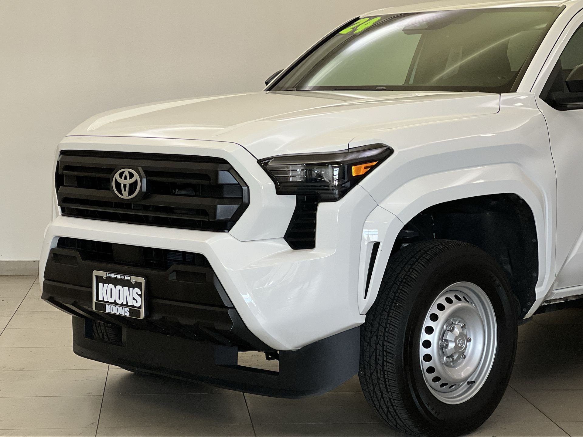 Used 2024 Toyota Tacoma SR RWD image 27