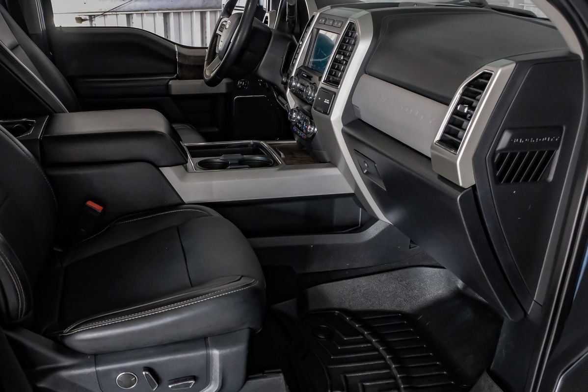 Used 2019 Ford F250 Lariat w/ Lariat Ultimate Package image 12