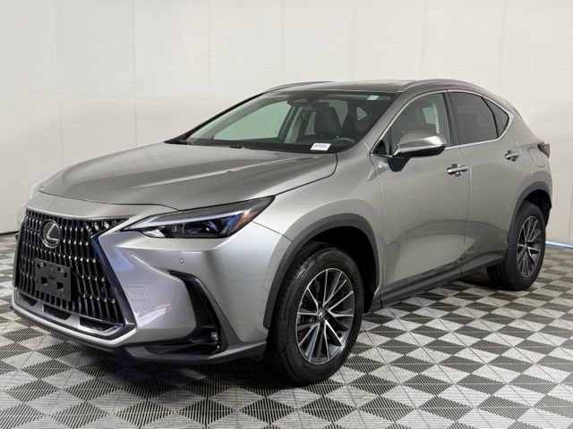 Used 2025 Lexus NX 250 FWD image 2