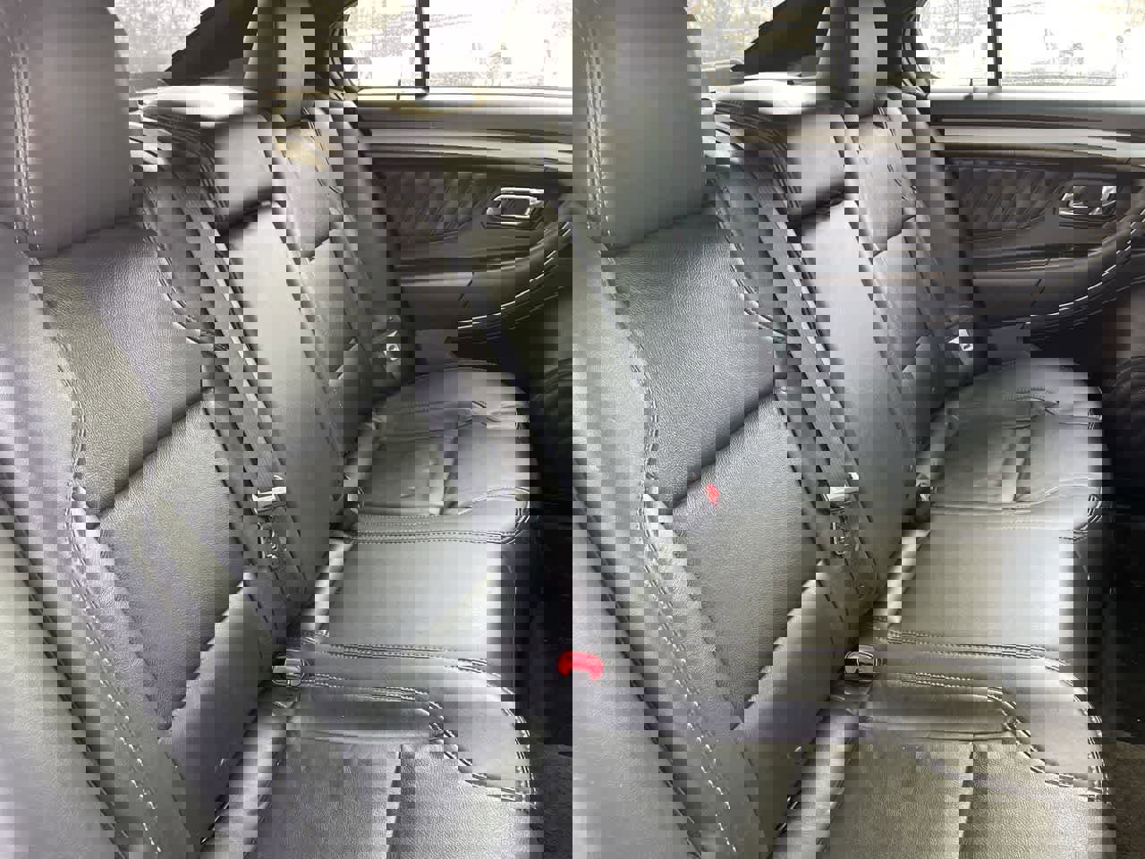 Used 2014 Ford Taurus SEL w/ Equipment Group 201A image 15