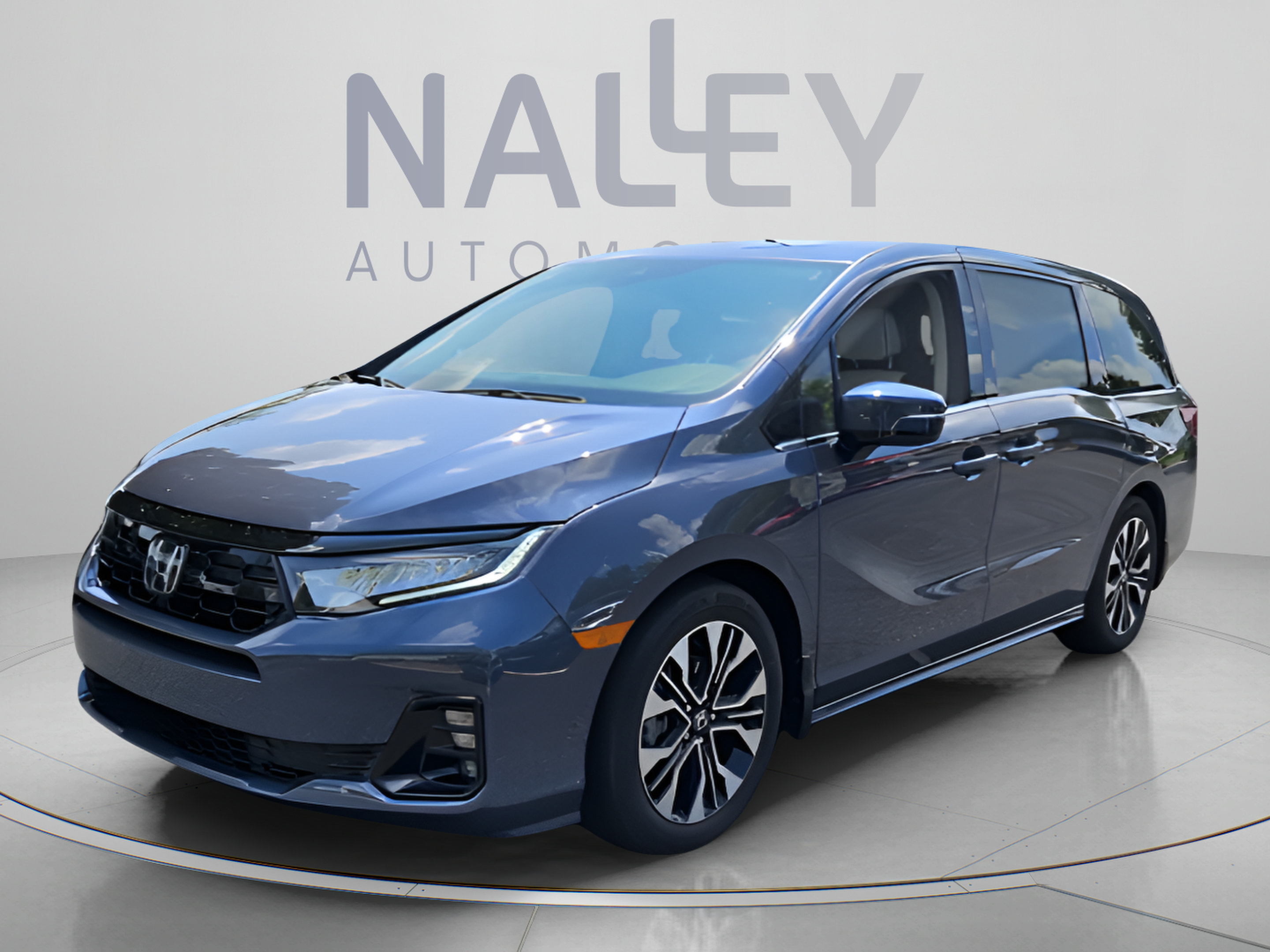 Used 2025 Honda Odyssey Elite image 1