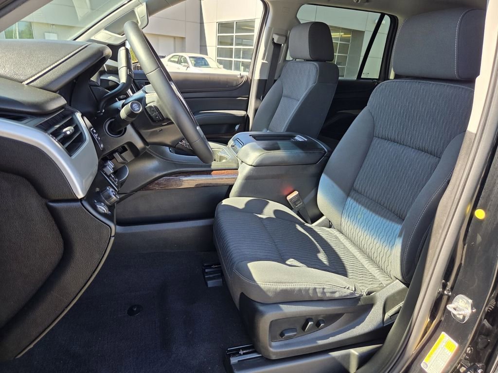 Used 2020 GMC Yukon SLE w/ SLE Value Package image 9