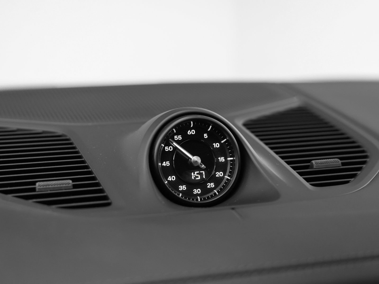 New 2026 Porsche Cayenne GTS image 44