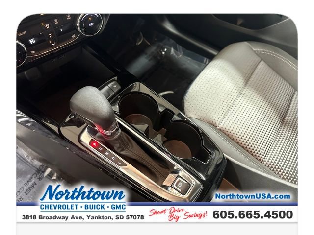 Used 2024 Chevrolet Trax LT w/ Driver Confidence Package image 24