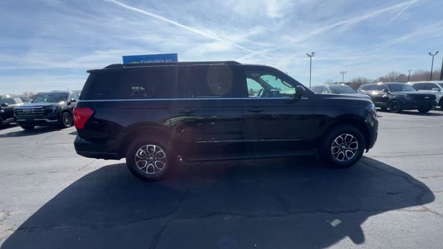 Used 2024 Ford Expedition Max XLT image 9
