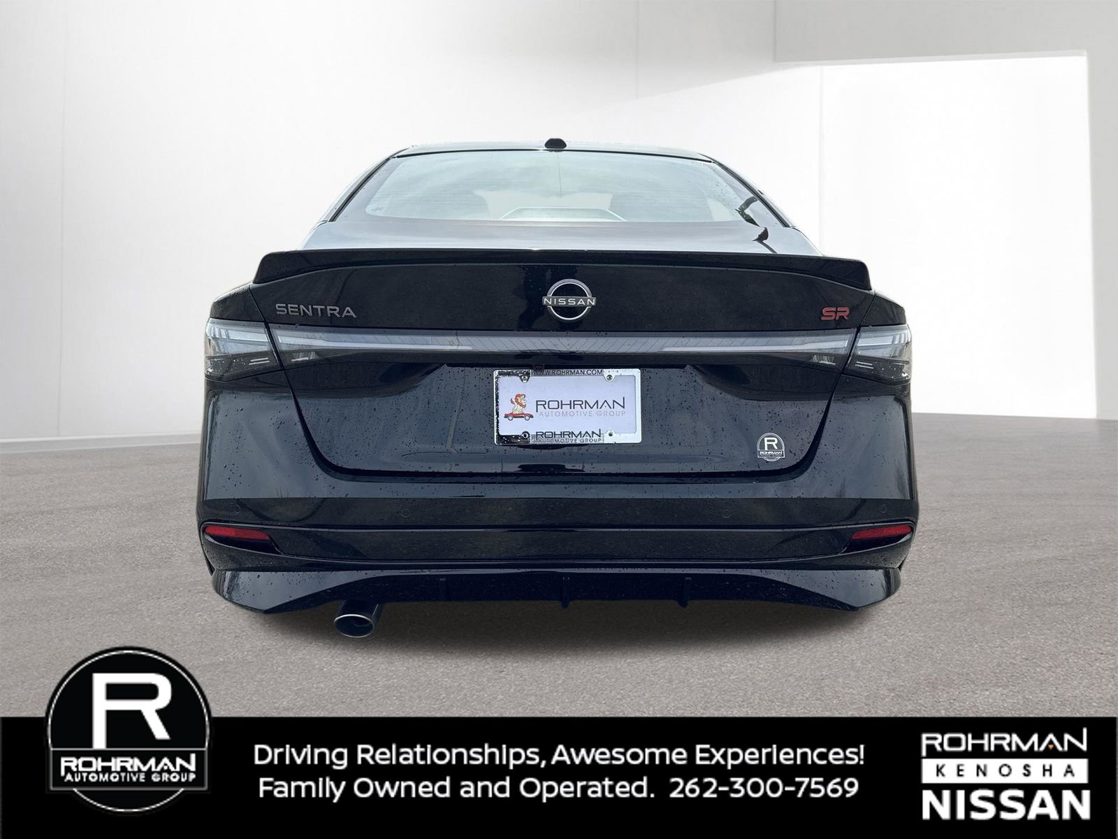 New 2026 Nissan Sentra SR w/ SR Premium Package FWD image 7