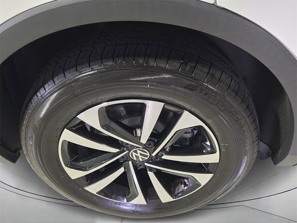 Certified 2023 Volkswagen Tiguan S image 7