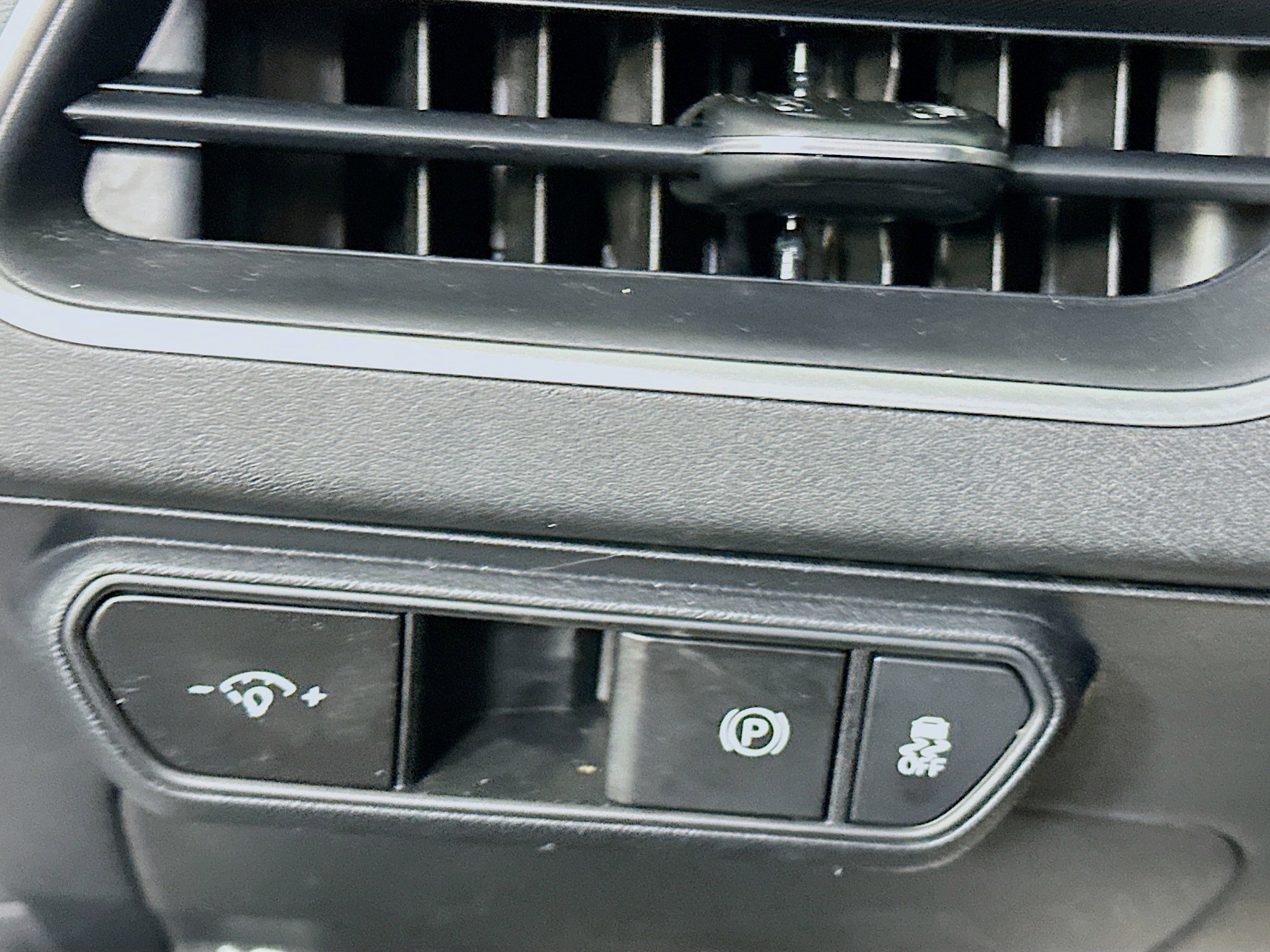 Used 2025 Kia K4 FWD image 17