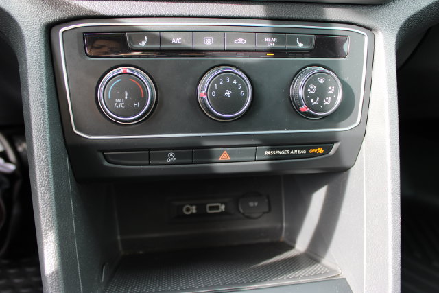 Used 2018 Volkswagen Atlas SE AWD/4WD image 21