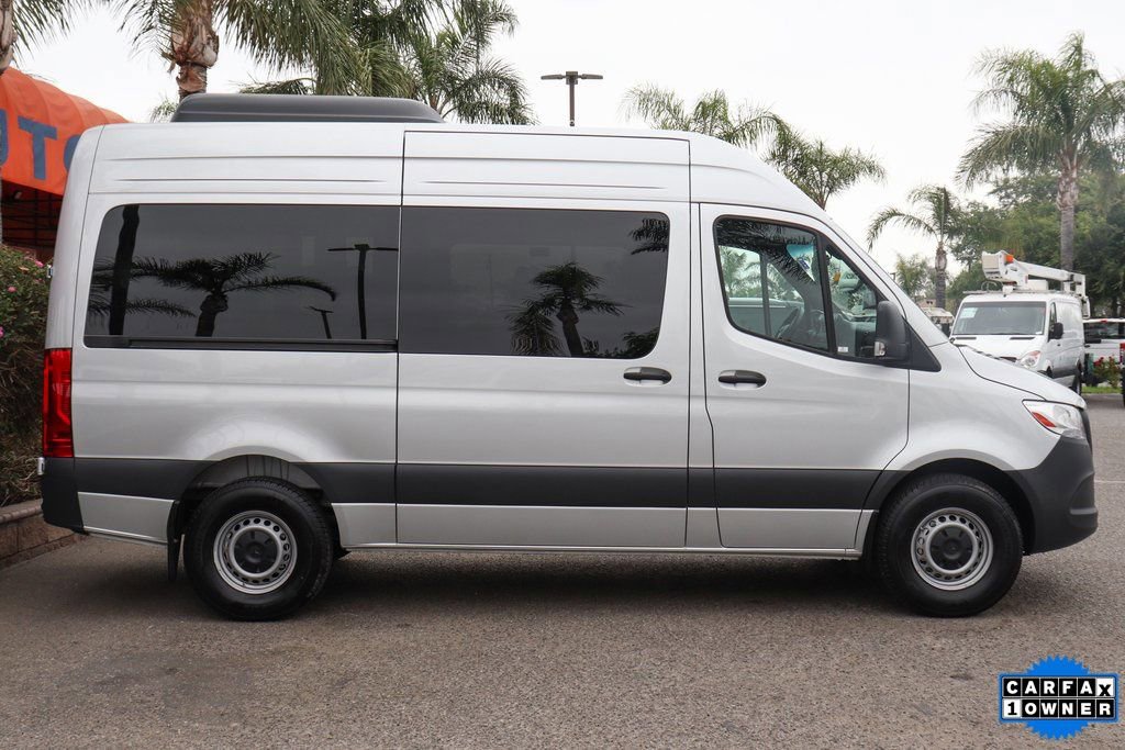 Used 2024 Mercedes-Benz Sprinter 2500 image 9