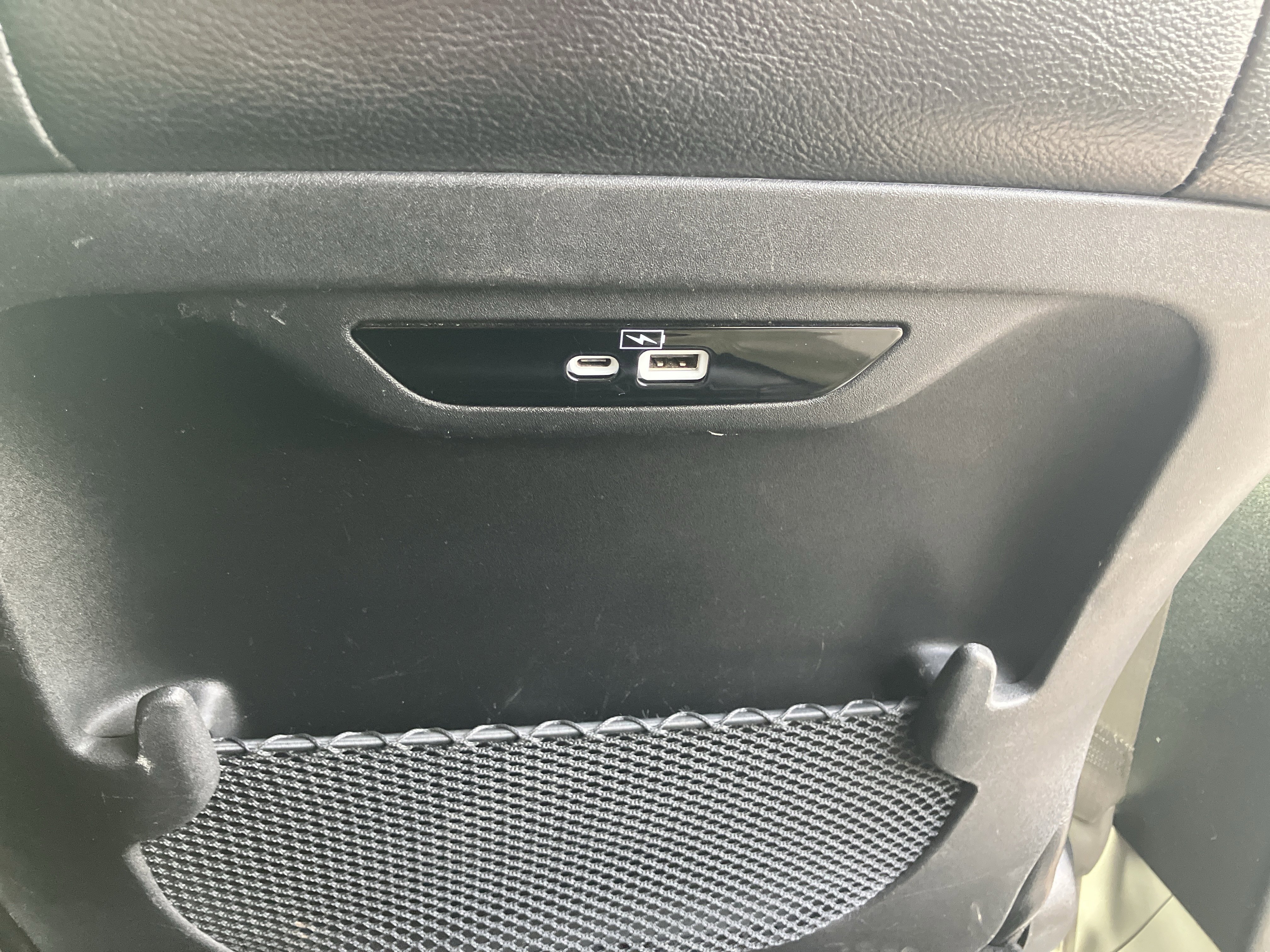 Used 2022 Chrysler Pacifica Touring-L image 29