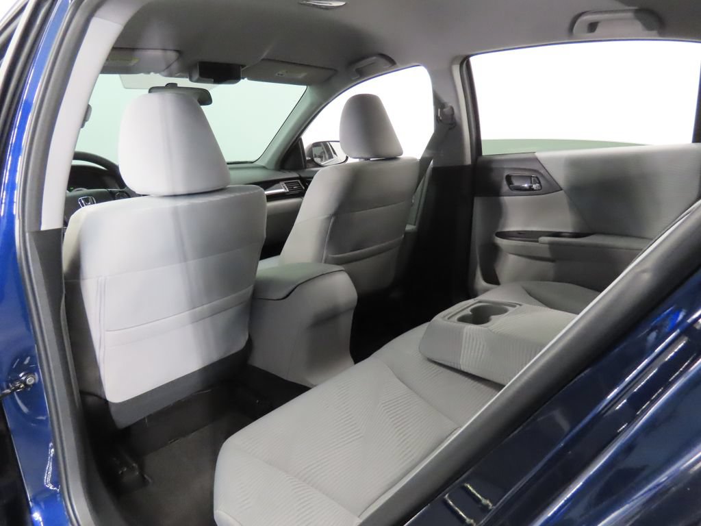 Used 2017 Honda Accord LX image 38