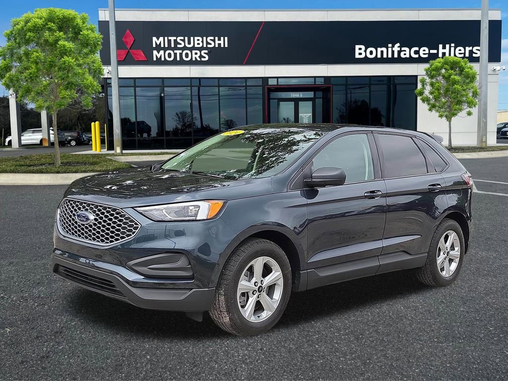 Used 2024 Ford Edge SE AWD/4WD image 2