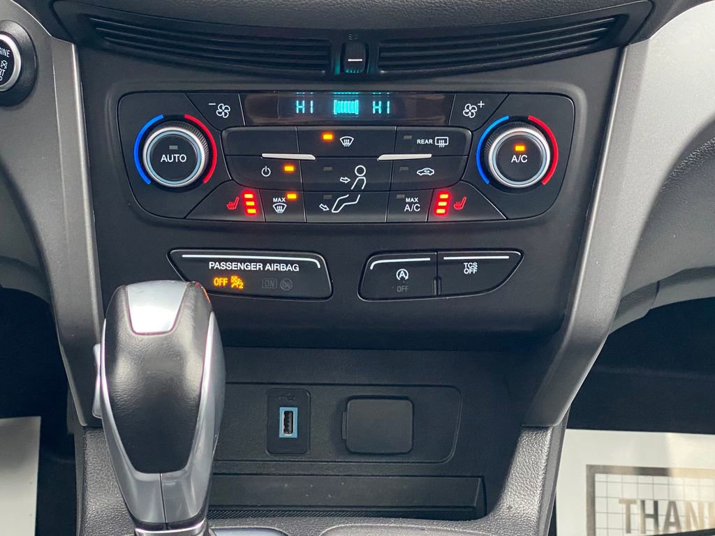 Used 2019 Ford Escape SEL image 22