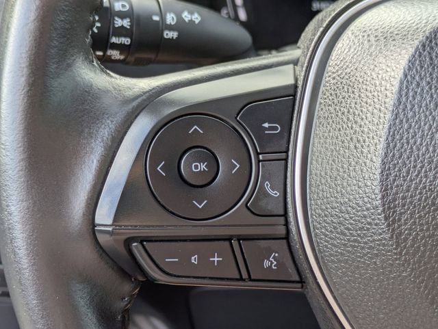 Used 2023 Toyota Corolla Cross XLE w/ Convenience Package image 23