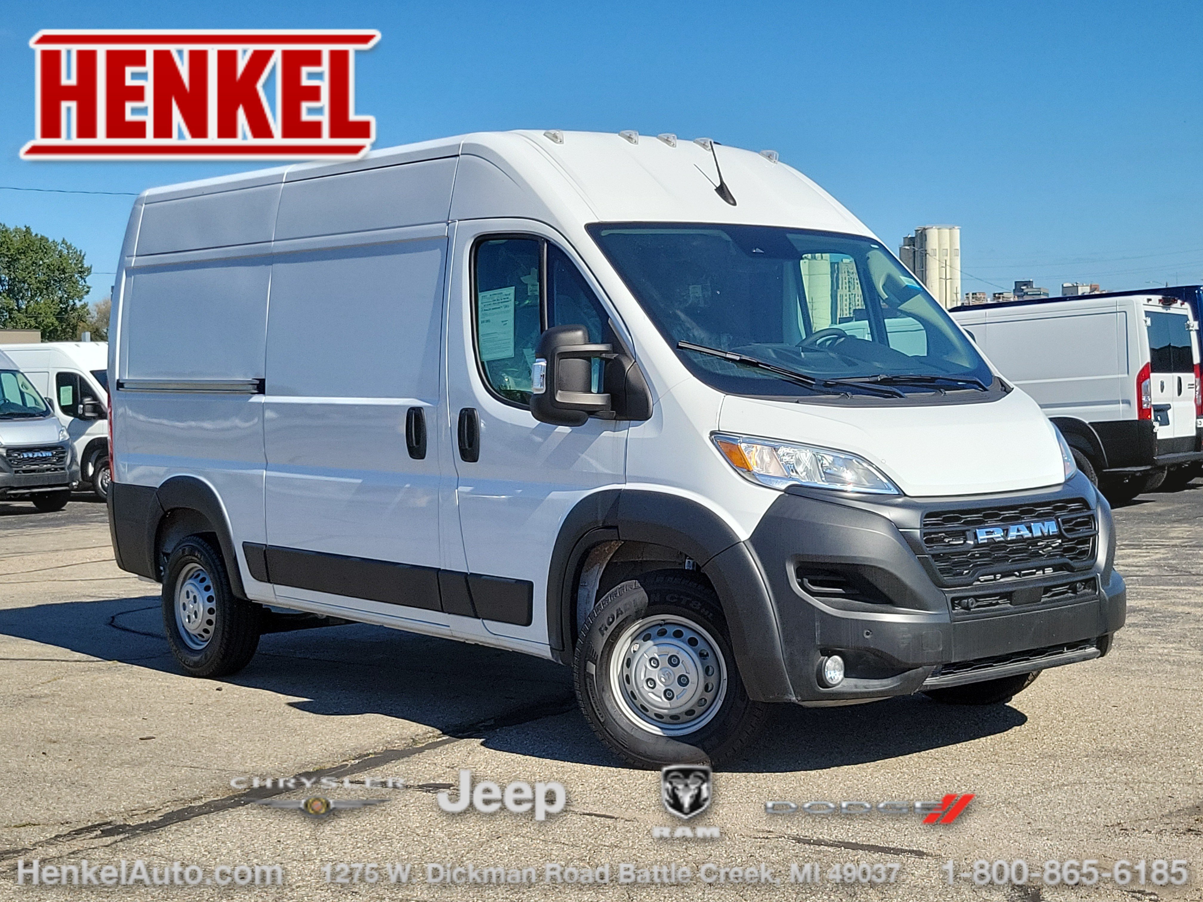 Used 2025 RAM ProMaster 2500 w/ Safety Group FWD image 1