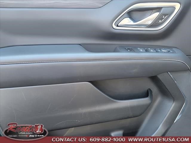 Used 2024 GMC Yukon SLT AWD/4WD image 9