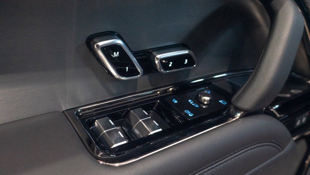 New 2025 Land Rover Range Rover Sport Dynamic SE image 12