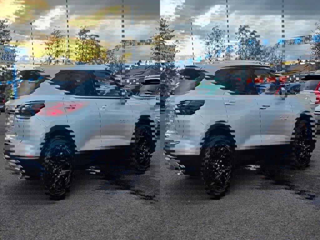 Used 2022 Chevrolet Blazer LT image 28