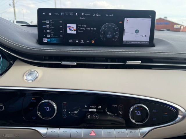 Used 2023 Genesis GV70 3.5T Sport w/ Sport Prestige Package image 9