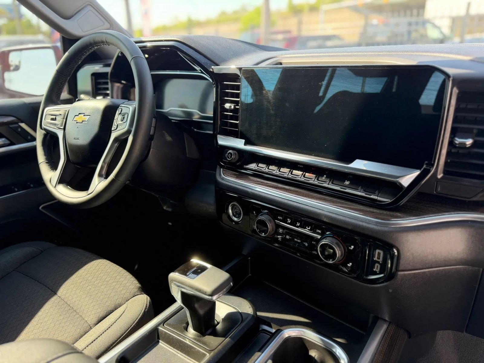 Used 2024 Chevrolet Silverado 1500 LT w/ Protection Package AWD/4WD image 42