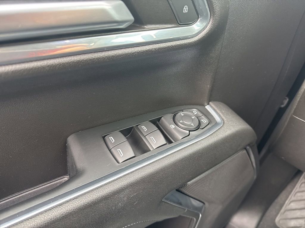 Used 2023 Chevrolet Silverado 1500 LT image 23