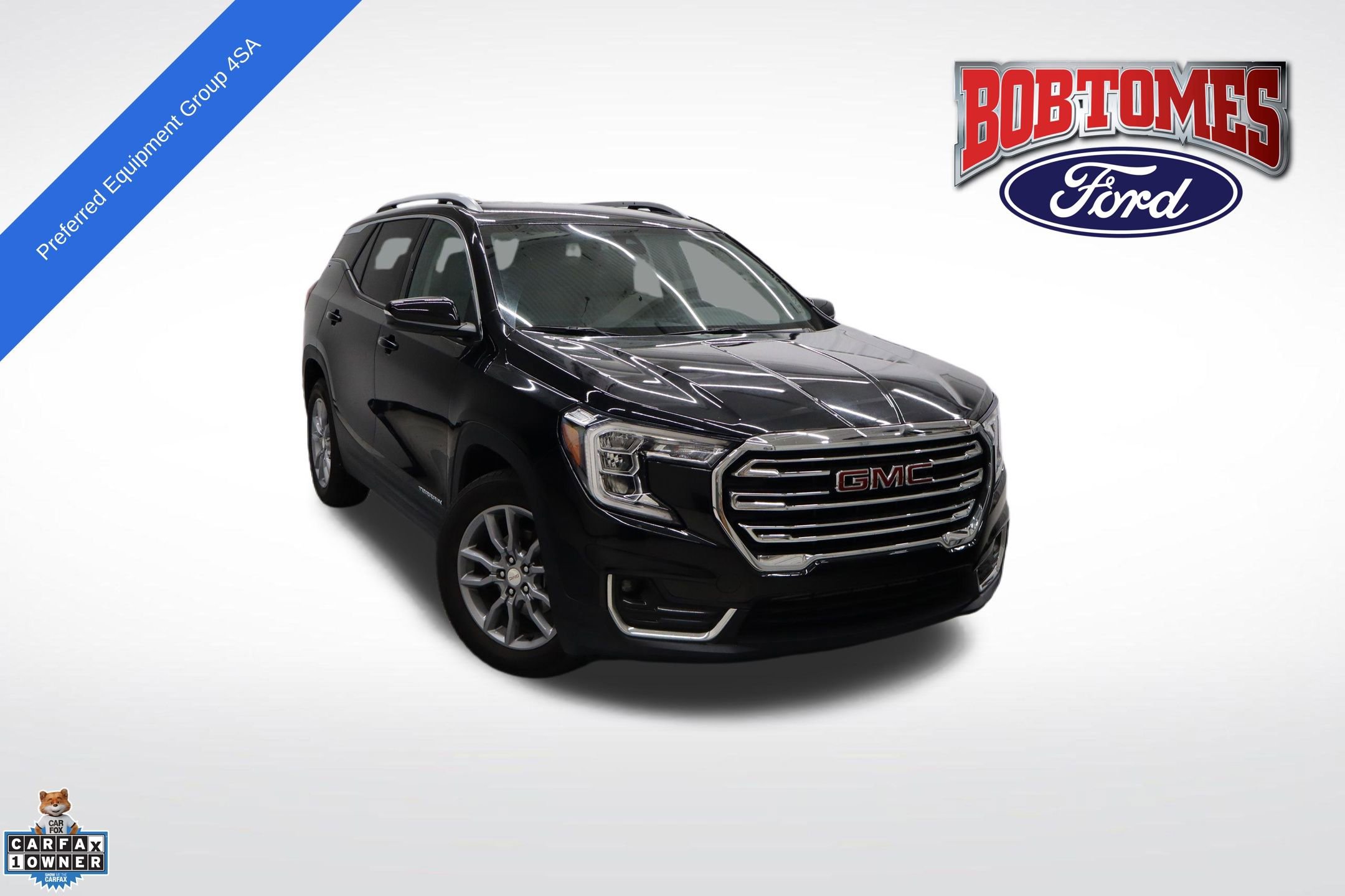 Used 2024 GMC Terrain SLT image 1