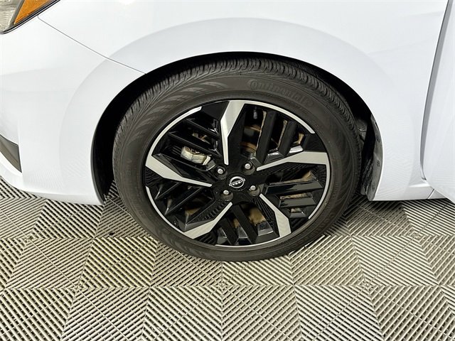 Certified 2023 Nissan Versa SR w/ Trunk Package image 4