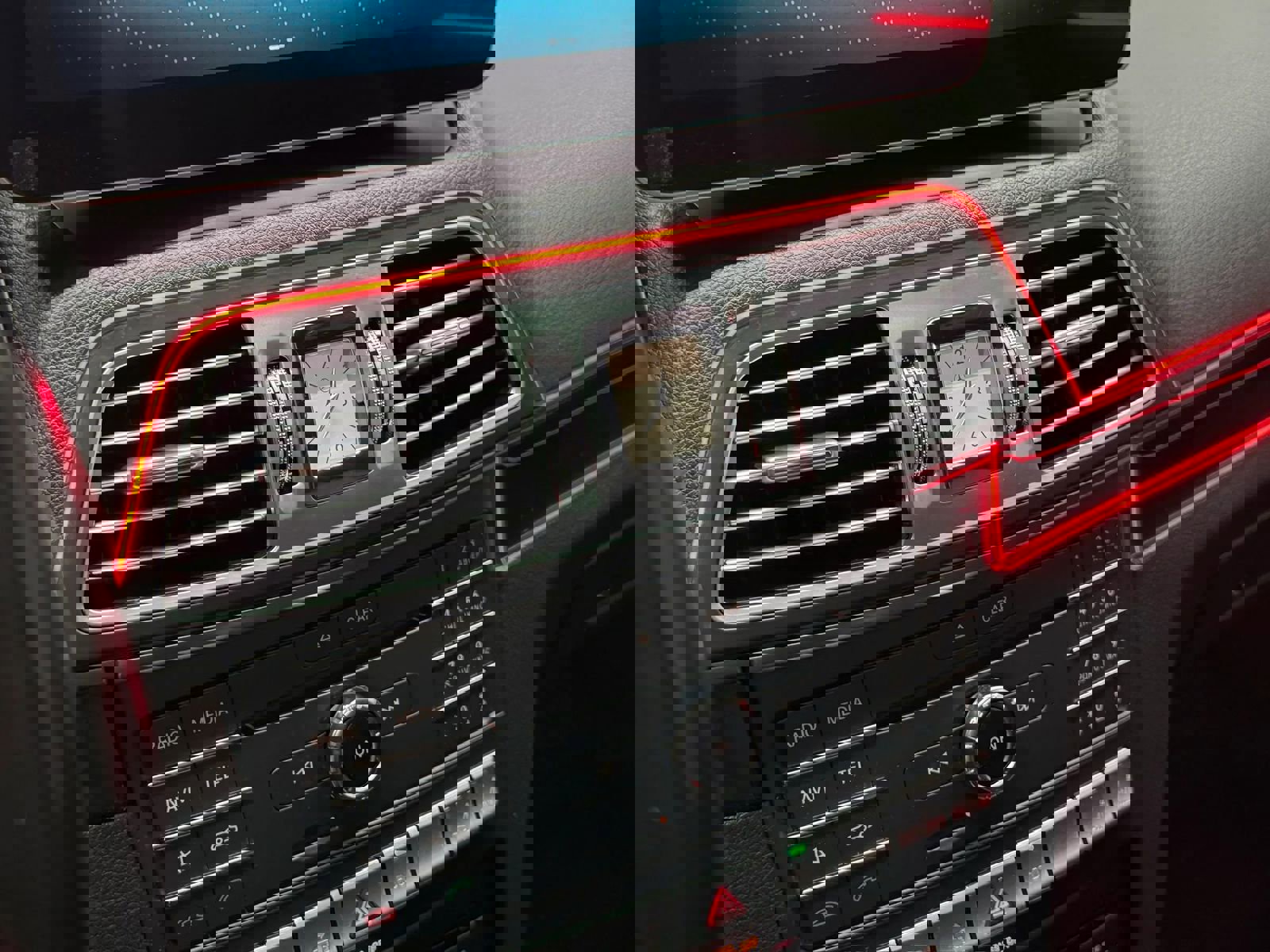 Used 2017 Mercedes-Benz E 400 4MATIC Coupe image 21