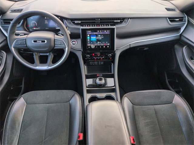 Certified 2024 Jeep Grand Cherokee L Laredo image 27