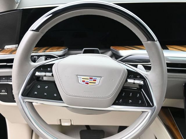 Certified 2025 Cadillac Escalade Premium Luxury Platinum w/ LPO, Floor Liner Package image 30