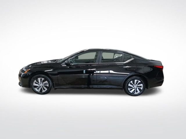 Certified 2025 Nissan Altima 2.5 S image 2
