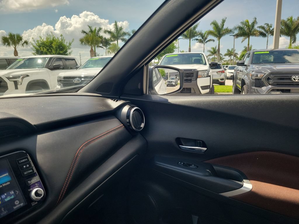 Used 2024 Nissan Kicks SR FWD image 27