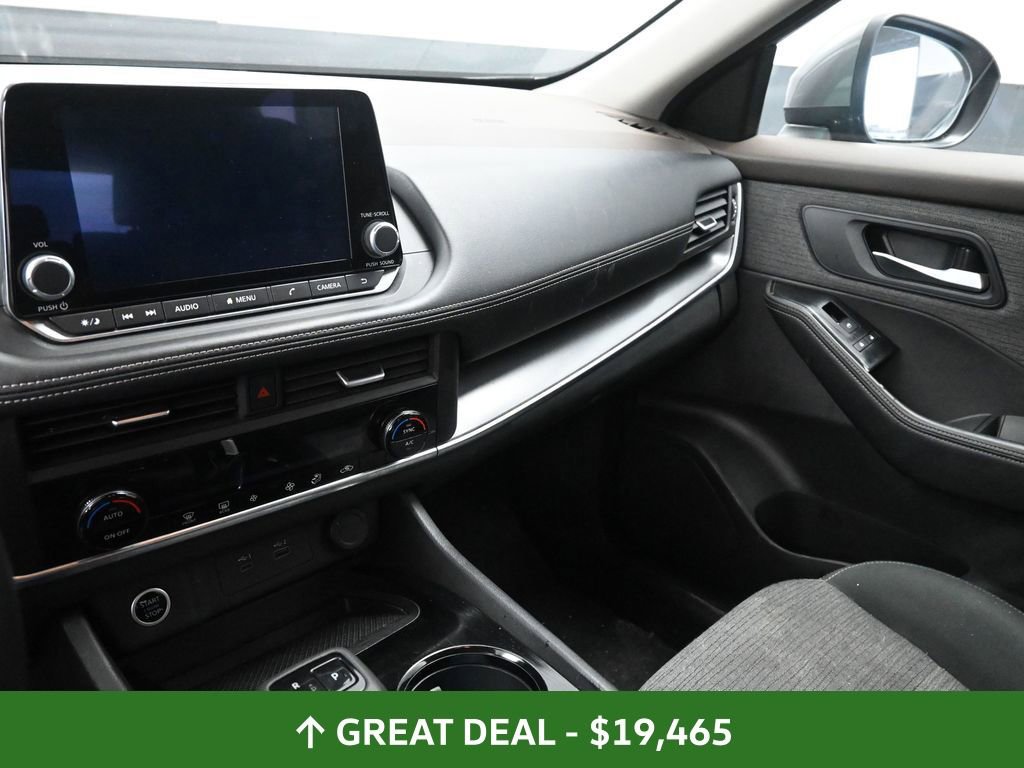 Used 2023 Nissan Rogue SV image 24