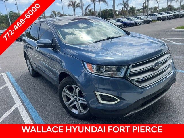 Used 2018 Ford Edge Titanium w/ Equipment Group 301A FWD image 3
