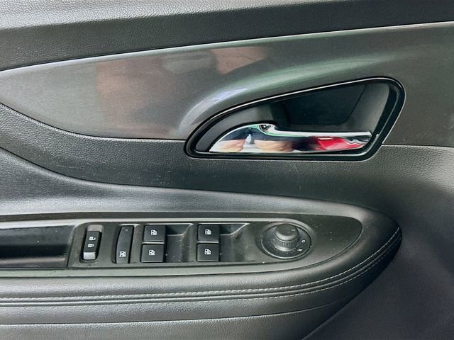 Used 2018 Buick Encore Preferred image 18