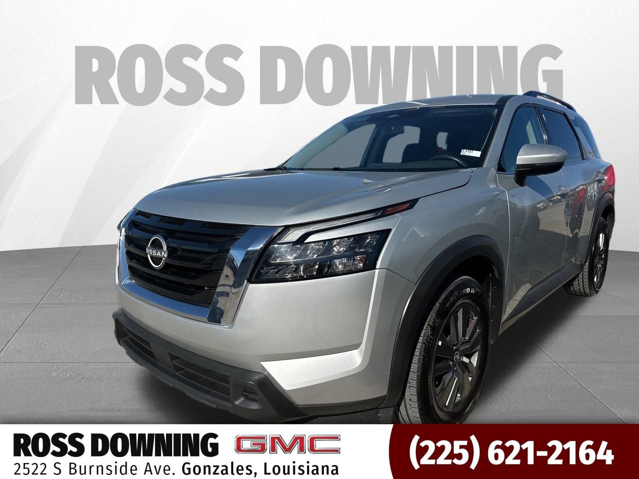 Used 2024 Nissan Pathfinder SV