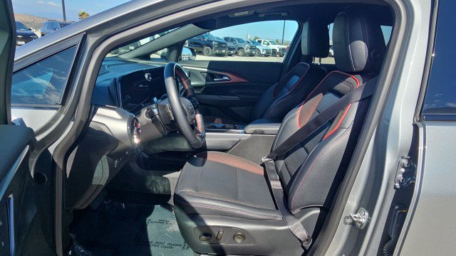 Used 2024 Chevrolet Equinox EV RS FWD image 17