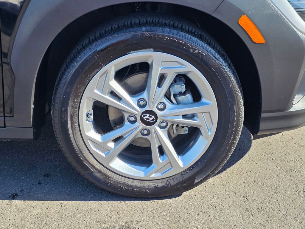 Certified 2023 Hyundai Kona SEL w/ Convenience Package image 7