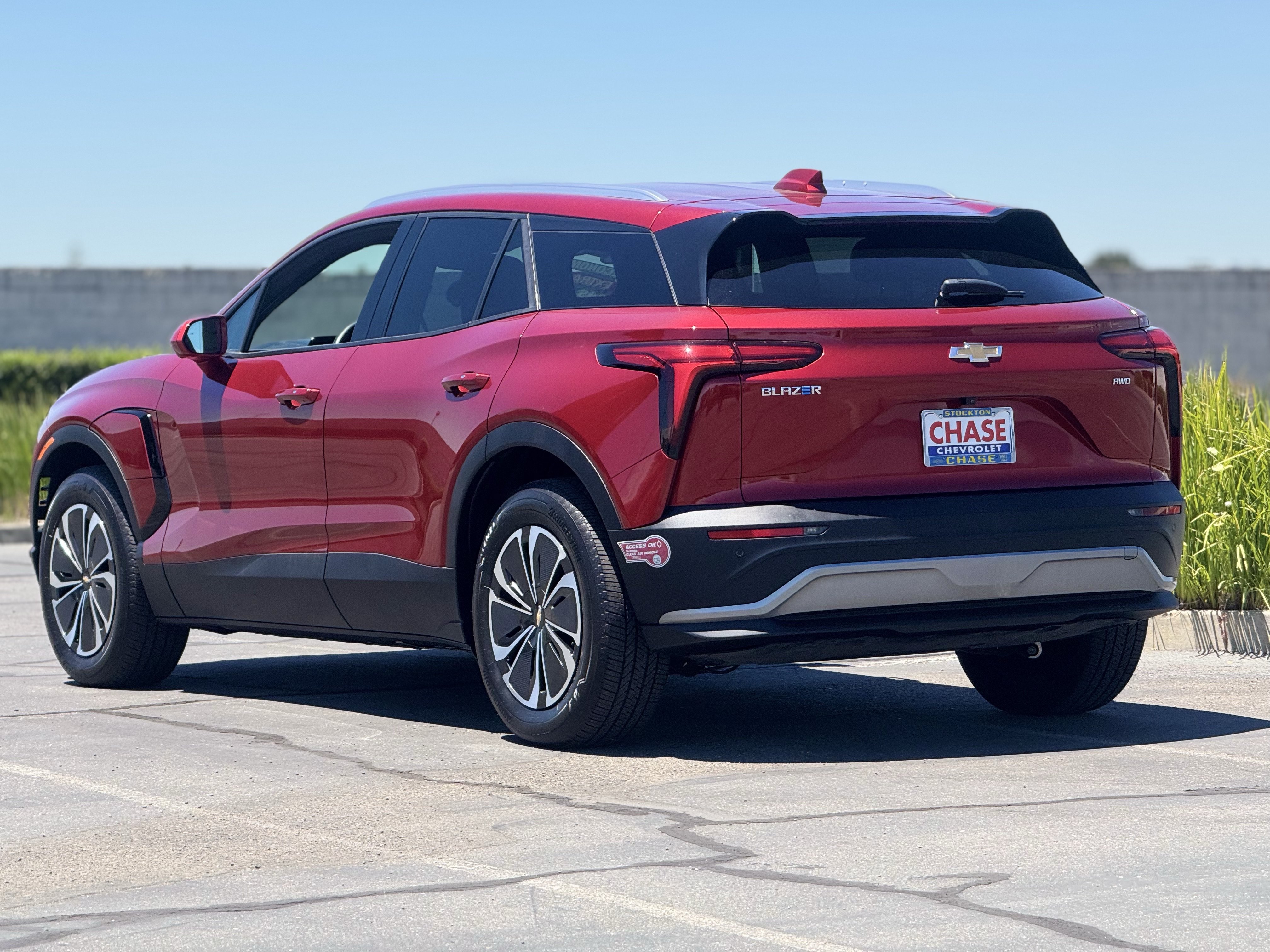 Used 2024 Chevrolet Blazer EV LT AWD/4WD image 5
