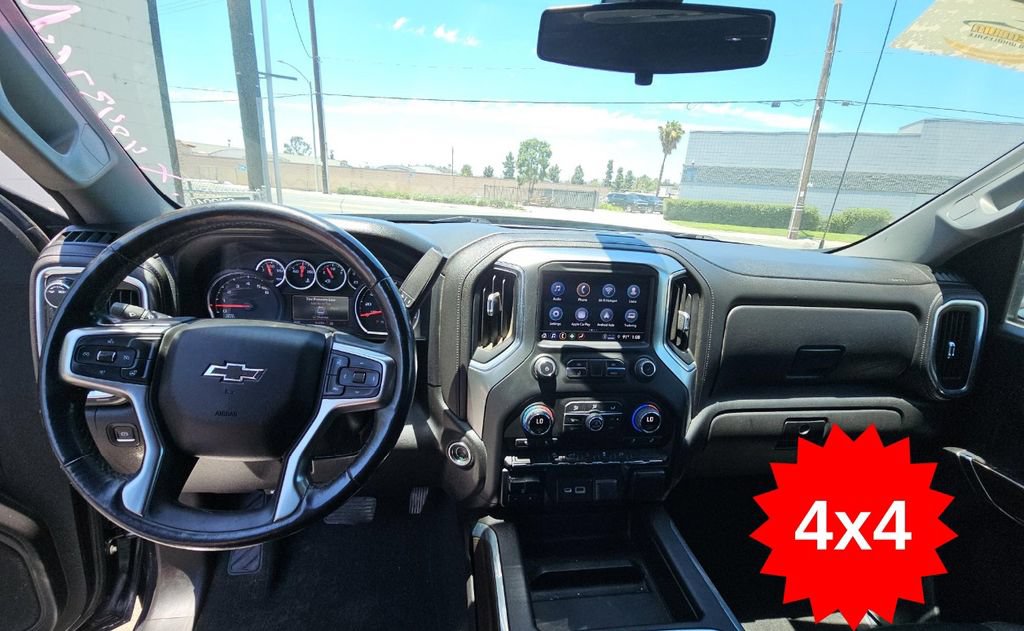 Used 2021 Chevrolet Silverado 1500 LT Trail Boss w/ Convenience Package II AWD/4WD image 16