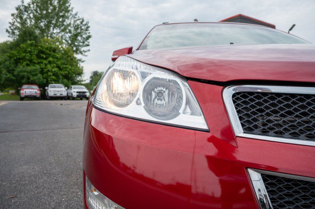 Used 2012 Chevrolet Traverse LT FWD image 10