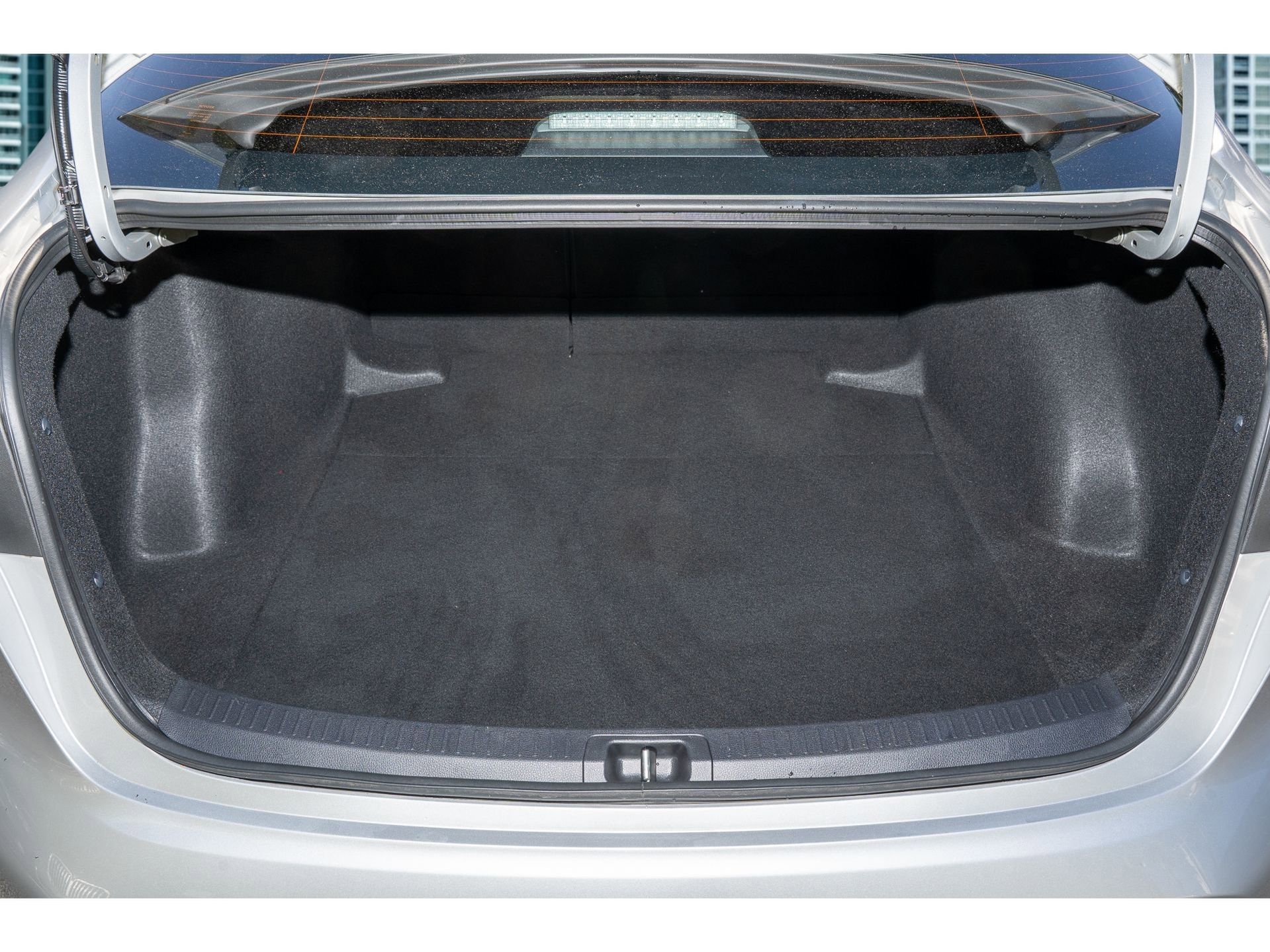 Used 2025 Toyota Corolla LE image 9