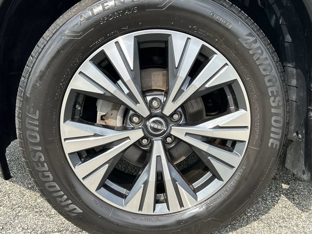 Certified 2023 Nissan Rogue SV w/ SV Premium B Package AWD/4WD image 10