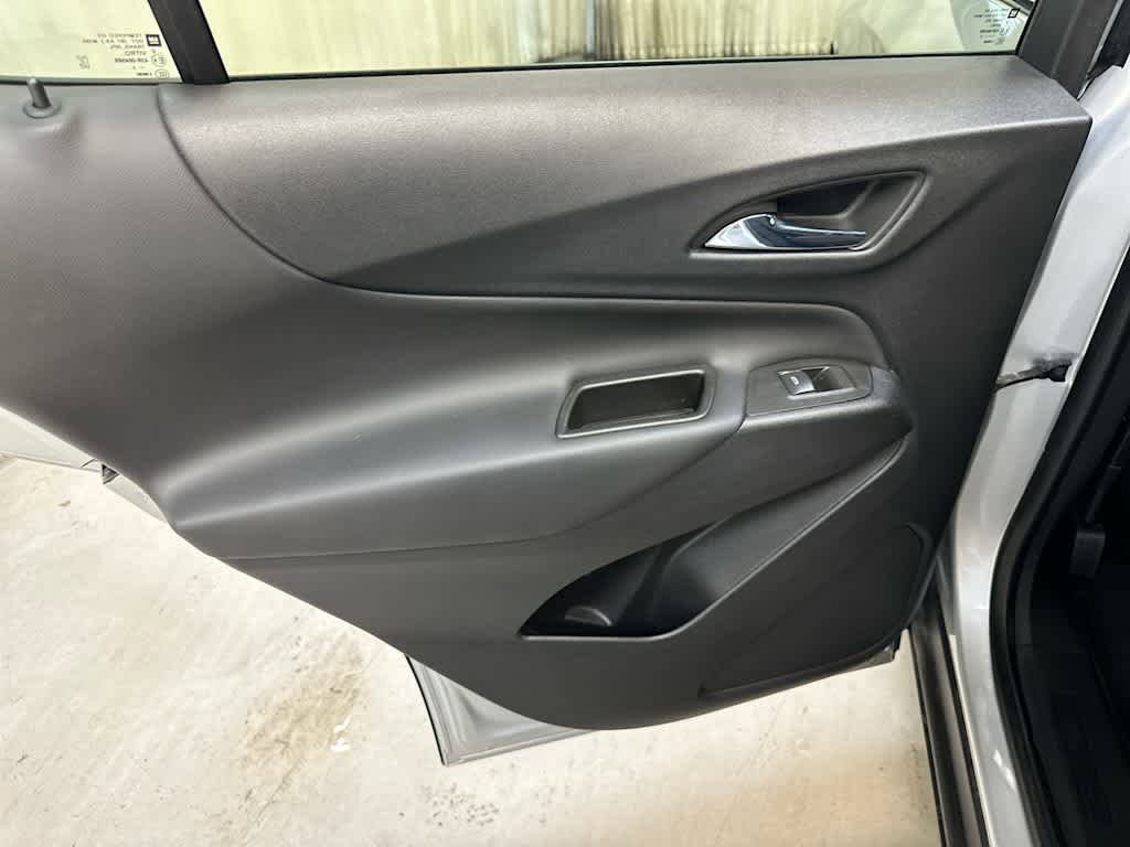 Used 2022 Chevrolet Equinox LT AWD/4WD image 29