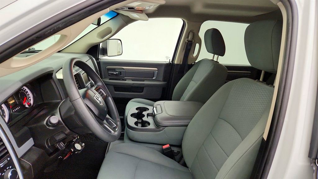 Used 2019 RAM 1500 Classic SLT AWD/4WD image 20