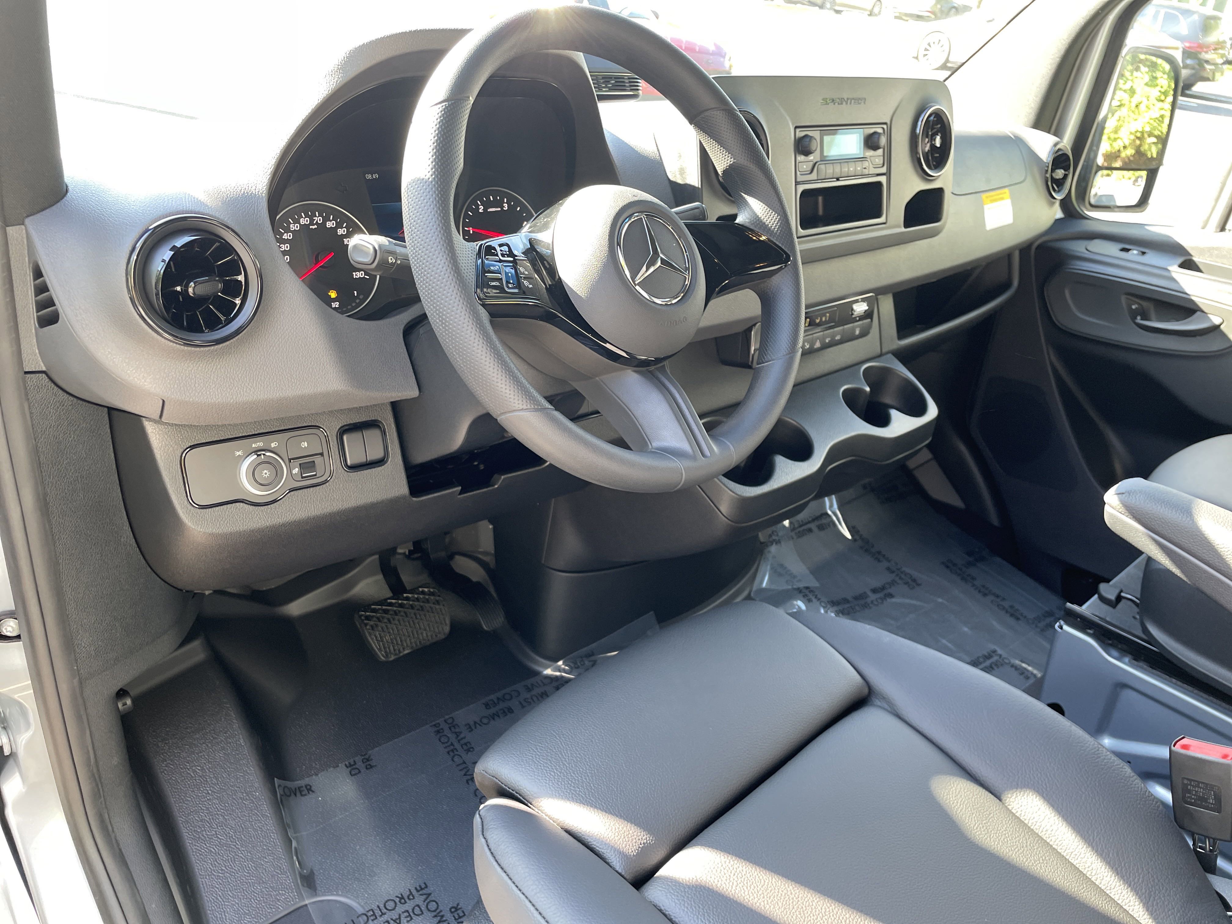 New 2025 Mercedes-Benz Sprinter 2500 image 22