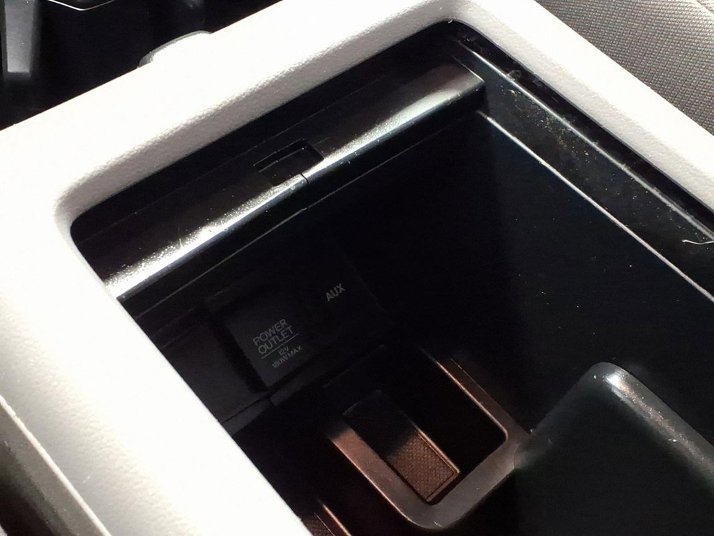 Used 2014 Honda CR-V LX image 16