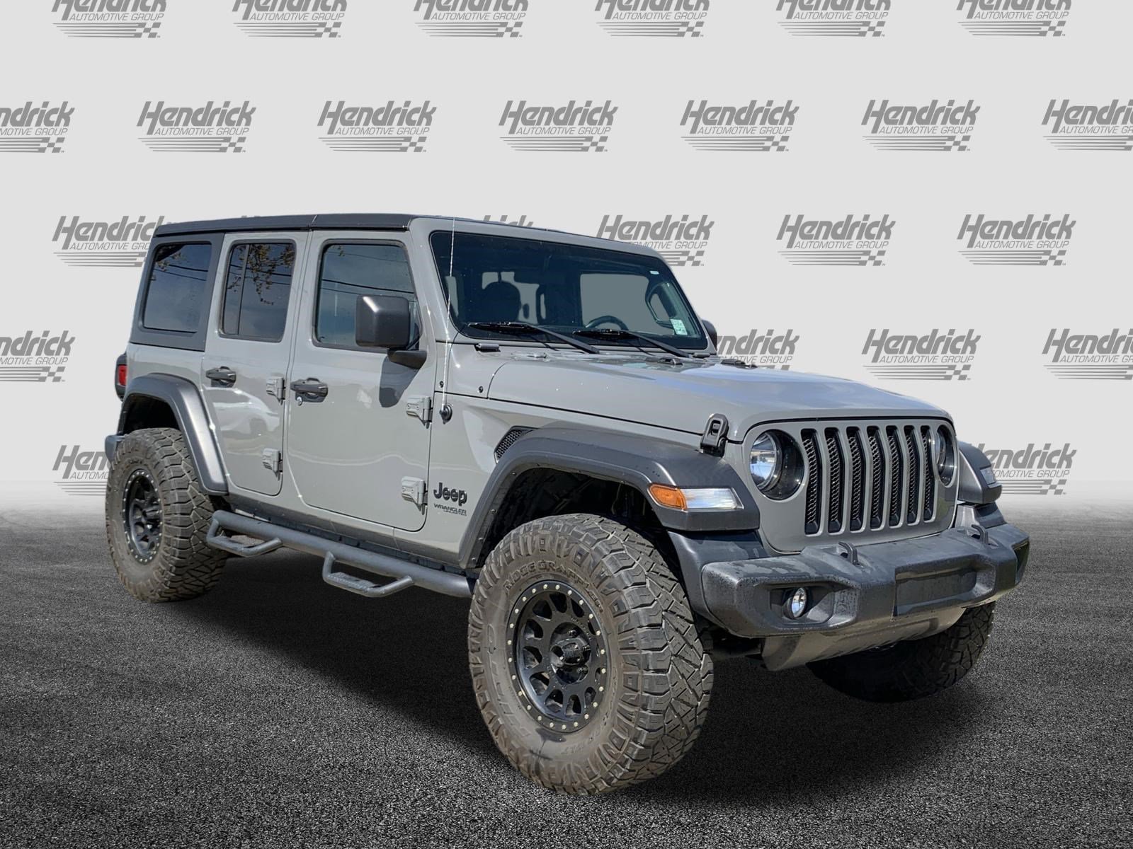 Used 2019 Jeep Wrangler Unlimited Sport image 2